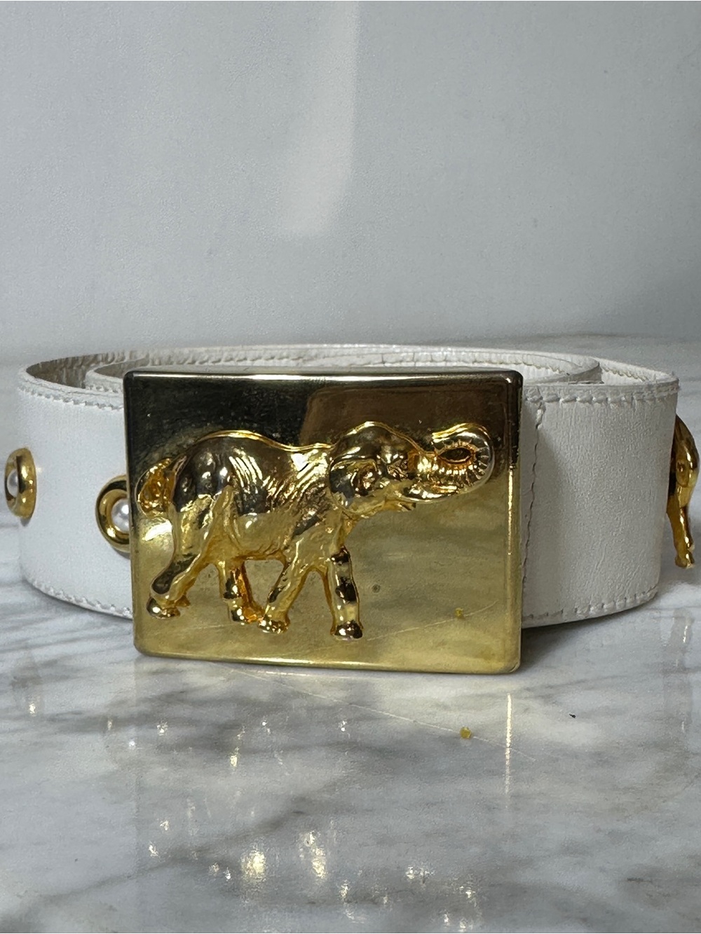 Escada White Leather Belt with Gold Elephant Plate Pearl detail XS